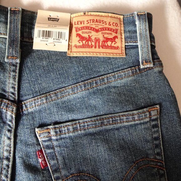 Levi's Mom Jeans Women's Size 26x29 Blue Denim Tapered High Rise Relaxed Fit - Picture 7 of 12